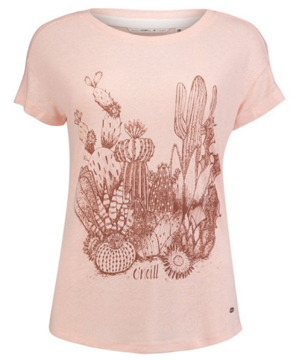 Футболка женская ONeill Lw Cali Nature T-Shirt, цвет: розовый. 7A8645-4075. Размер M (46/48)7A8645-4075 Футболка женская ONeill Lw Cali Nature T-Shirt, цвет: розовый. 7A8645-4075. Размер M (46/48)7A8645-4075Легкая женская футболка ONeill выполнена из вискозы с добавлением льна. Модель имеет стандартную посадку, короткий рукав со спущенным швом и круглый вырез горловины. Футболка дополнена оригинальным рисунком.