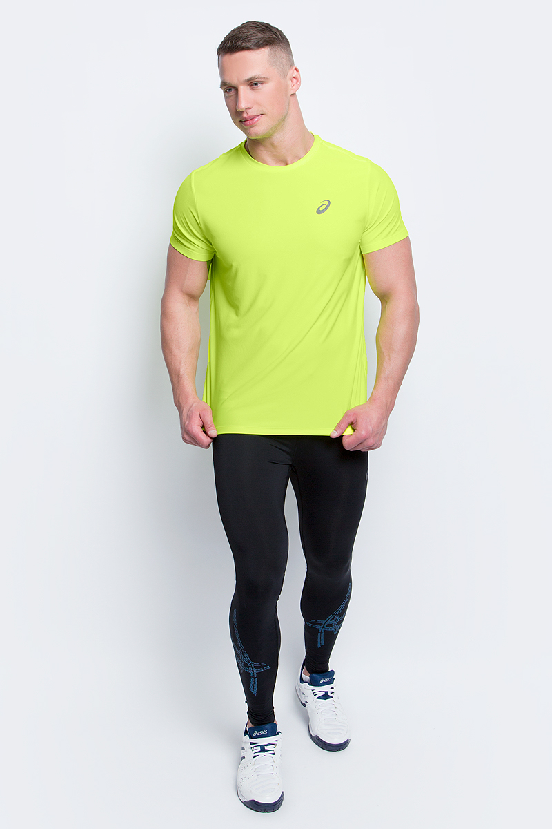 Футболка для бега мужская Asics SS Top, цвет: неоново-желтый. 134084-0392. Размер S (46/48)134084-0392 Футболка для бега мужская Asics SS Top, цвет: неоново-желтый. 134084-0392. Размер S (46/48)134084-0392Стильная мужская футболка для бега Asics SS Top, выполненная из высококачественного полиэстера, обладает высокой воздухопроницаемостью и превосходно отводит влагу от тела, оставляя кожу сухой даже во время интенсивных тренировок. Такая футболка великолепно подойдет как для повседневной носки, так и для спортивных занятий.Модель с короткими рукавами и круглым вырезом горловины - идеальный вариант для создания модного современного образа. Футболка оформлена светоотражающим логотипом на груди и контрастной полоской на спинке. Такая футболка идеально подойдет для занятий спортом и бега. В ней вы всегда будете чувствовать себя уверенно и комфортно.