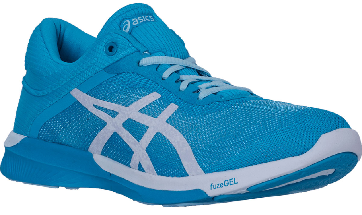 Кроссовки для бега женские Asics Fuzex Rush, цвет: голубой. T786N-3901. Размер 9 (39)T786N-3901 Кроссовки для бега женские Asics Fuzex Rush, цвет: голубой. T786N-3901. Размер 9 (39)T786N-3901Кроссовки Asics Fuzex Rush - оптимальное сочетание легкости и удобства с амортизацией. Эти многофункциональные кроссовки можно использовать в качестве удобного повседневного варианта для тех, кто ведет активный образ жизни, поскольку кроссовки обеспечат дополнительную поддержку стопы. Они отлично подходят для коротких пробежек и продолжительных забегов. В этих беговых кроссовках используется уникальная технология fuzeGEL, представляющая собой сочетание двух революционных технологий – свойств геля ASICS GEL и подошвы из сверхлегкой пены. В результате мы получили облегченные кроссовки, в которых проще бежать, и которые при этом обеспечивают оптимальную амортизацию. У кроссовок fuzeX 2 менее высокий подъем стопы, что означает, что они предлагают непревзойденную систему реагирования на каждое движение, а это, в свою очередь, позволяет лучше чувствовать землю под ногами.