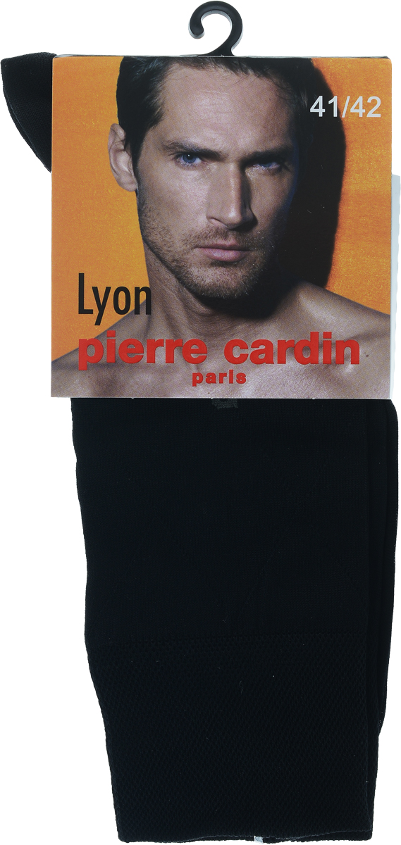 Носки мужские Pierre Cardin Lyon, цвет: черный. Размер 5 (45/46)Cr Lyon Носки мужские Pierre Cardin Lyon, цвет: черный. Размер 5 (45/46)Cr LyonКлассические мужские носки Pierre Cardin изготовлены из высококачественного хлопка с добавлением полиамида и эластана, что обеспечивает комфортную посадку. Модель выполнена в элегантном однотонном дизайне с узором ромбы. Благодаря использованию тончайших волокон мерсеризированного хлопка, кожа в таких носках дышит. Двойная, широкая, эластичная резинка идеально облегает ногу и не пережимает сосуды. Паголенок декорирован изображением логотипа бренда.