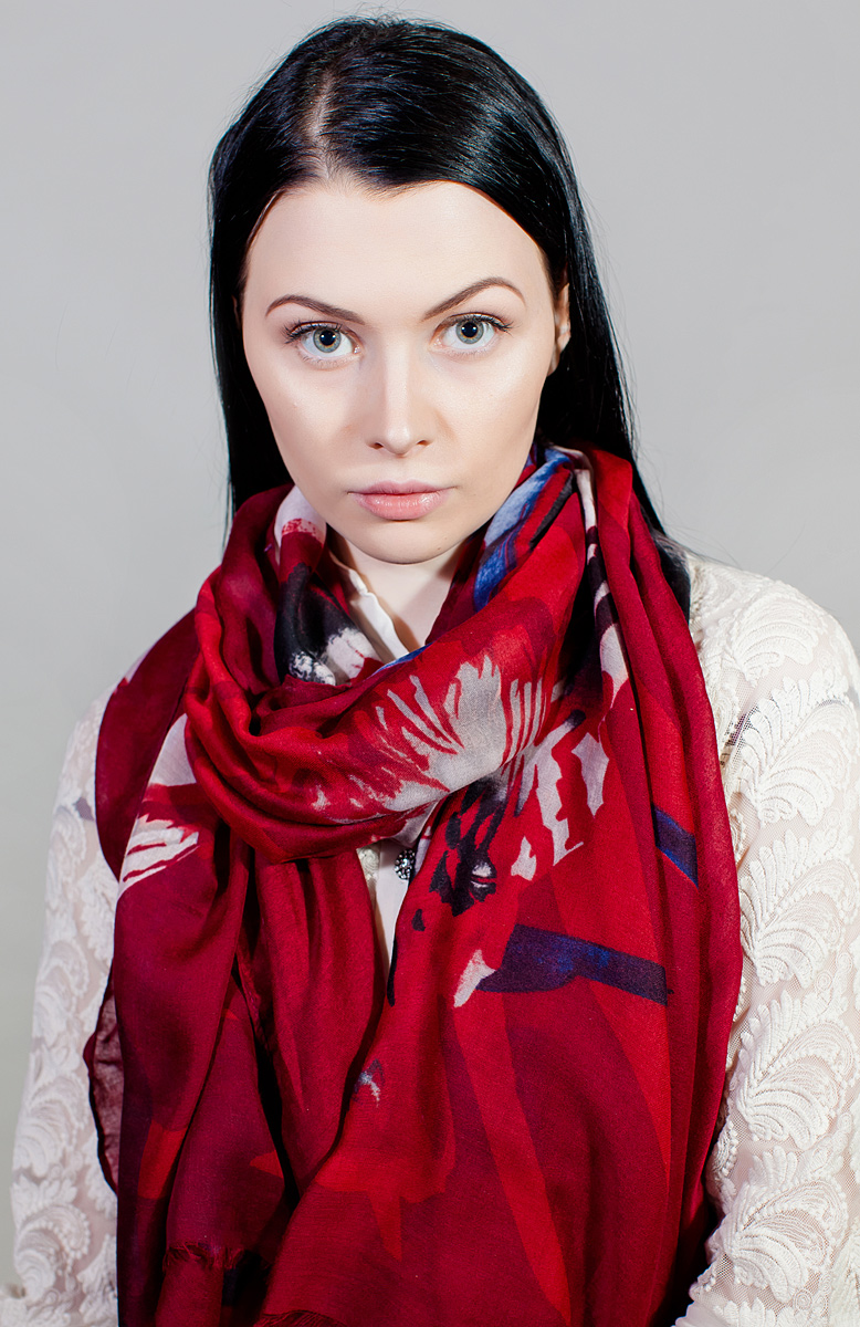 Палантин Laura Milano, цвет: красный. YY-11731-13. Размер 86 см х 180 смYY-11731-13 Палантин Laura Milano, цвет: красный. YY-11731-13. Размер 86 см х 180 смYY-11731-13Палантин Laura Milano выполнен из высококачественного материала и оформлен стильным принтом. Изделие приятно на ощупь и подойдет к любому стилю.