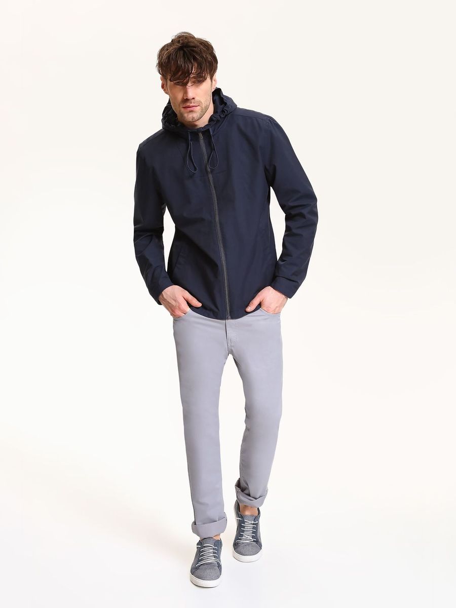 Куртка мужская Top Secret, цвет: темно-синий. SKU0770GR. Размер XXL (54)SKU0770GR Куртка мужская Top Secret, цвет: темно-синий. SKU0770GR. Размер XXL (54)SKU0770GRМужская куртка Top Secret выполнена из высококачественного комбинированного материала. Модель с капюшоном и длинными рукавами застегивается на застежку-молнию.
