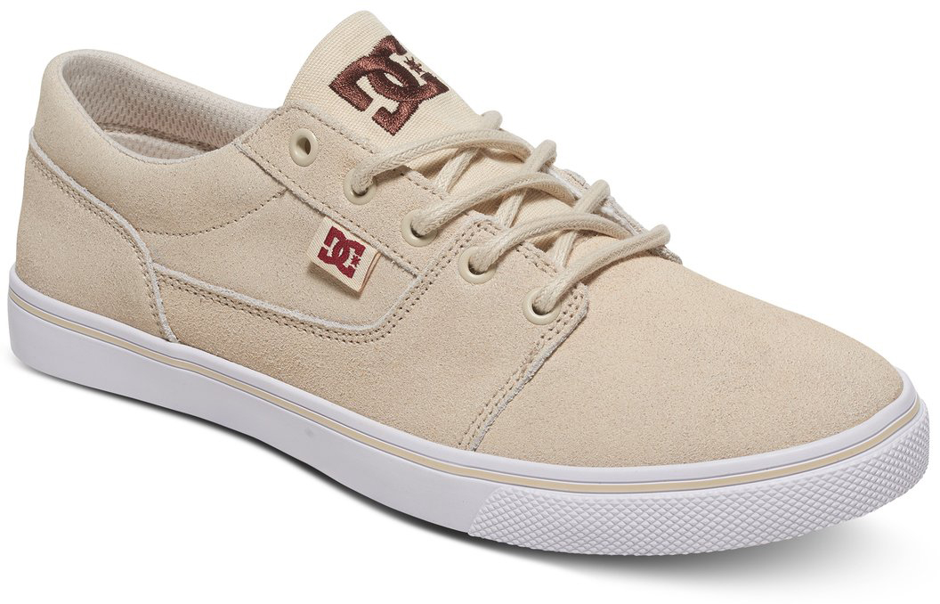 Кеды женские DC Shoes Tonik, цвет: бежевый. ADJS300075-CRE. Размер 6B (37)ADJS300075-CRE Кеды женские DC Shoes Tonik, цвет: бежевый. ADJS300075-CRE. Размер 6B (37)ADJS300075-CREКеды от DC Shoes выполнены из текстиля. Язычок оформлен фирменной нашивкой. На ноге модель фиксируется с помощью шнурков. Внутренняя поверхность выполнена из текстиля. Подошва изготовлена из высококачественной резины и дополнена протектором, который гарантирует отличное сцепление с любой поверхностью.