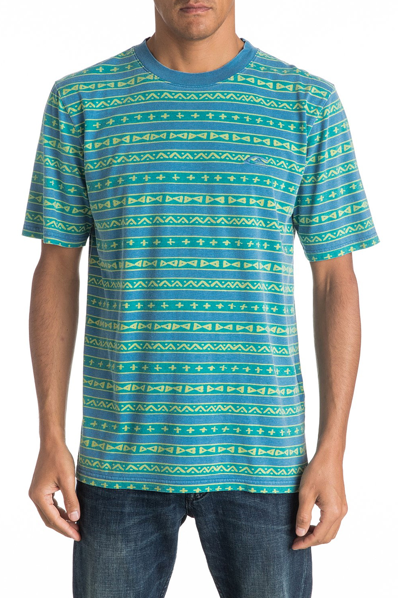 Футболка мужская Quiksilver, цвет: синий, зеленый, желтый. EQYKT03528-YED0. Размер L (52)EQYKT03528-YED0 Футболка мужская Quiksilver, цвет: синий, зеленый, желтый. EQYKT03528-YED0. Размер L (52)EQYKT03528-YED0Мужская футболка Quiksilver изготовлена из натурального хлопка. Модель прямого кроя выполнена с круглой горловиной и короткими рукавами. Изделие дополнено оригинальным принтом.
