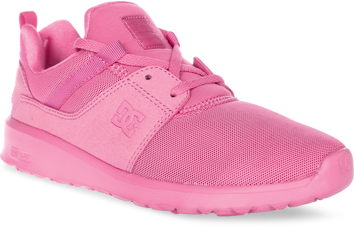 Кроссовки женские DC Shoes Heathrow, цвет: розовый. ADJS700021-DRT. Размер 6,5B (37,5)ADJS700021-DRT Кроссовки женские DC Shoes Heathrow, цвет: розовый. ADJS700021-DRT. Размер 6,5B (37,5)ADJS700021-DRTСтильные женские кроссовки DC Shoes Heathrow - отличный вариант на каждый день.Модель выполнена из текстиля. Шнуровка надежно фиксирует обувь на ноге. Резиновая подошва с протектором гарантирует отличное сцепление с поверхностью. В таких кроссовках вашим ногам будет комфортно и уютно.