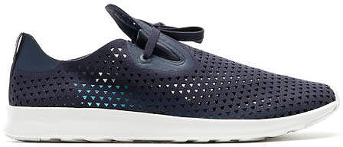Кроссовки мужские Native Apollo Moc Xl, цвет: темно-серый. 21102409-8346. Размер 8 (40)21102409-8346 Кроссовки мужские Native Apollo Moc Xl, цвет: темно-серый. 21102409-8346. Размер 8 (40)21102409-8346Модные суперлегкие кроссовки Apollo Moc XI от Native созданы для тех, кто ведет активный образ жизни. Модель, выполненная из текстиля, оформлена декоративной перфорацией. Эластичные вставки на подъеме и шнуровка гарантируют оптимальную посадку обуви на ноге. Внутренняя поверхность и стелька из мягкого текстиля предотвращают натирание и дарят комфорт. Подошва из легкой резины с рифлением обеспечивает отличное сцепление с любой поверхностью. В таких кроссовках вам всегда будет комфортно и уютно!
