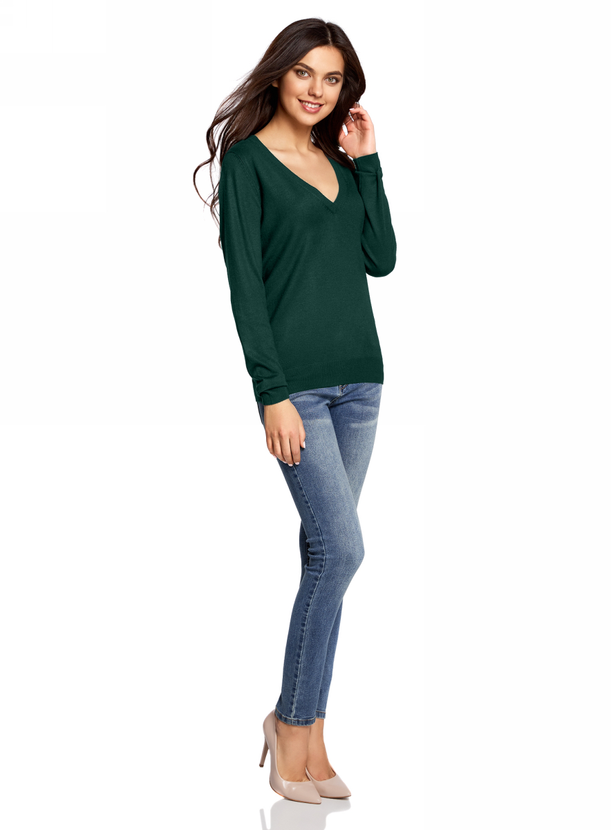 Джемпер женский oodji Collection, цвет: темно-изумрудный. 73812290-8B/45904/6E00N. Размер M (46)73812290-8B/45904/6E00N Джемпер женский oodji Collection, цвет: темно-изумрудный. 73812290-8B/45904/6E00N. Размер M (46)73812290-8B/45904/6E00NДжемпер oodji с длинными рукавами изготовлен из качественного смесового материала. Модель выполнена с глубоким V-образным вырезом. Низ изделия и рукава оформлены эластичными резинками.