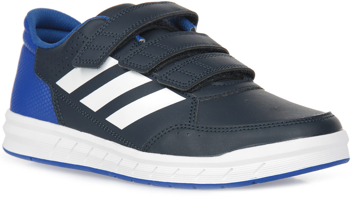 Кроссовки для мальчика adidas AltaSport CF K, цвет: черный, синий, белый. BA9527. Размер 30BA9527 Кроссовки для мальчика adidas AltaSport CF K, цвет: черный, синий, белый. BA9527. Размер 30BA9527Удобные детские кроссовочки для активных игр и занятий. Легкий и прочный верх из искусственной кожи дополнен немаркой резиновой подошвой, которая идеально подходит для школьных уроков физкультуры. Ремешки на липучках для удобного снимания и надевания. Комфортная и функциональная стелька EcoOrthoLite® с антимикробным покрытием.