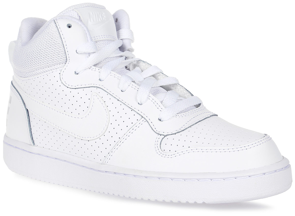 Кеды детские Nike Recreation Mid, цвет: белый. 839977-100. Размер 6 (38)839977-100 Кеды детские Nike Recreation Mid, цвет: белый. 839977-100. Размер 6 (38)839977-100Высокие детские кеды Recreation Mid от Nike выполнены из искусственной и натуральной кожи, оформленной перфорацией, и дополнены текстильными вставками. Внутренняя поверхность и стелька из текстиля обеспечивают комфорт. Шнуровка надежно зафиксирует модель на ноге. Резиновая подошва типа Cupsole усиливает поддержку и сцепление с поверхностью.