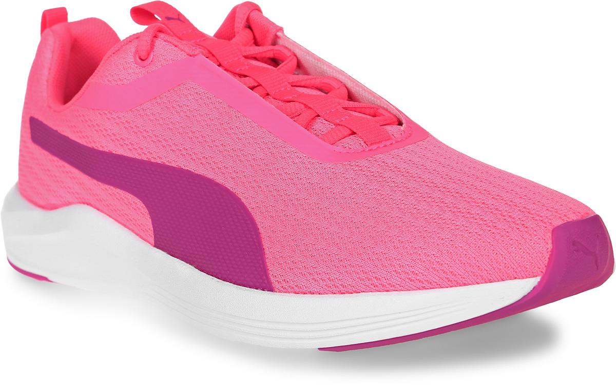 Кроссовки женские для фитнеса Puma Prowl Wn S, цвет: розовый. 18946802. Размер 7,5 (40)18946802 Кроссовки женские для фитнеса Puma Prowl Wn S, цвет: розовый. 18946802. Размер 7,5 (40)18946802Сверхлегкие и эластичные, кроссовки Prowl Wn предназначены специально для женщин и подходят как для занятий на свежем воздухе, так и для тренировок в зале. Оригинальная конструкция верха из бесшовного сетчатого материала делают модель прекрасно вентилируемой и очень удобной в носке. Традиционная шнуровка вместе с мягким язычком обеспечивает надежную фиксацию ноги. В таких кроссовках вашим ногам будет комфортно и уютно. Они подчеркнут ваш стиль и индивидуальность!