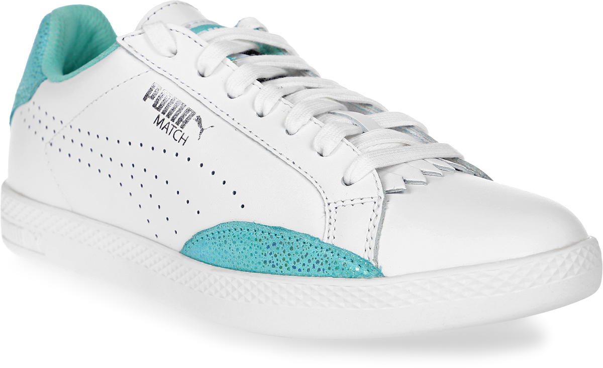 Кеды женские Puma Match Lo Reset Wn S, цвет: белый, бирюзовый. 36272402. Размер 7,5 (40)36272402 Кеды женские Puma Match Lo Reset Wn S, цвет: белый, бирюзовый. 36272402. Размер 7,5 (40)36272402Модель Match сохраняет простоту и чистоту линий, свойственную классическим теннисным туфлям вообще, и, в частности, легендарным Puma Match коллекции 1974 года. Двойные кожаные накладки по бокам обеспечивают устойчивое положение стопы, так необходимое теннисисту. Обувь фиксируется на ноге при помощи классической шнуровки. Кожаный верх простых и чистых цветов снабжен деталями контрастной отделки на заднике и внизу ближе к носку, а также дополнительную накладку на носке, благодаря которой модель в её сегодняшнем варианте приобрела универсальность отличной уличной обуви.