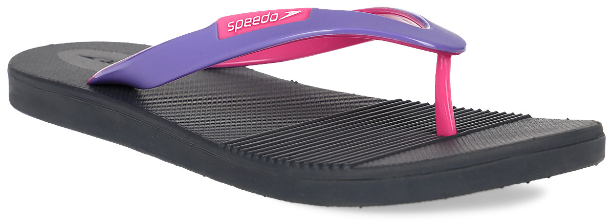 Сланцы женские Speedo Saturate II Thong, цвет: темно-серый, сиреневый. 8-09062B557-B557. Размер 7 (40,5)8-09062B557-B557 Сланцы женские Speedo Saturate II Thong, цвет: темно-серый, сиреневый. 8-09062B557-B557. Размер 7 (40,5)8-09062B557-B557Женские сланцы Saturate II Thong от Speedo выполнены из термополиуретана. Ремешки с перемычкой, декорированные логотипом бренда, фиксируют изделие на ноге. Подошва выполнена из материала ЭВА. Рельефная поверхность верхней части подошвы комфортна при движении.Основание подошвы оснащено рифлением.
