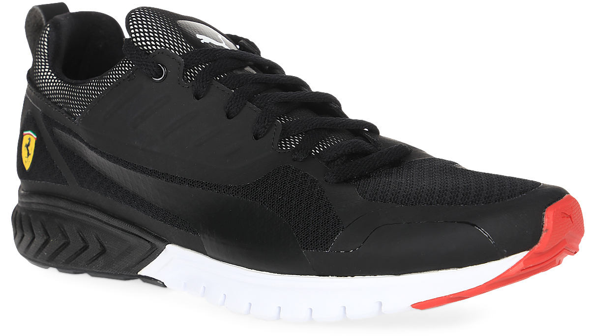 Кроссовки мужские Puma Sf Pitlane Ignite Dual, цвет: черный. 30590302. Размер 11 (45)30590302 Кроссовки мужские Puma Sf Pitlane Ignite Dual, цвет: черный. 30590302. Размер 11 (45)30590302Модель Puma Pitlane SF развивает традиции и стиль функциональной обуви легендарных автомехаников Формулы-1. Верх из специального сетчатого материала, промежуточная подошва с пенным материалом Faas Foam+, создающая дополнительную амортизацию, и наружная сторона подошвы из маслонепроницаемой резины делают эту модель особенно привлекательной для автолюбителя. Символика Ferrari широко представлена в данной модели, в том числе в виде логотипа гоночной команды Ferrari из термополиуретана сбоку, эмблемы Ferrari на союзке и тканого итальянского флага, пристроченного сбоку ближе к заднику.