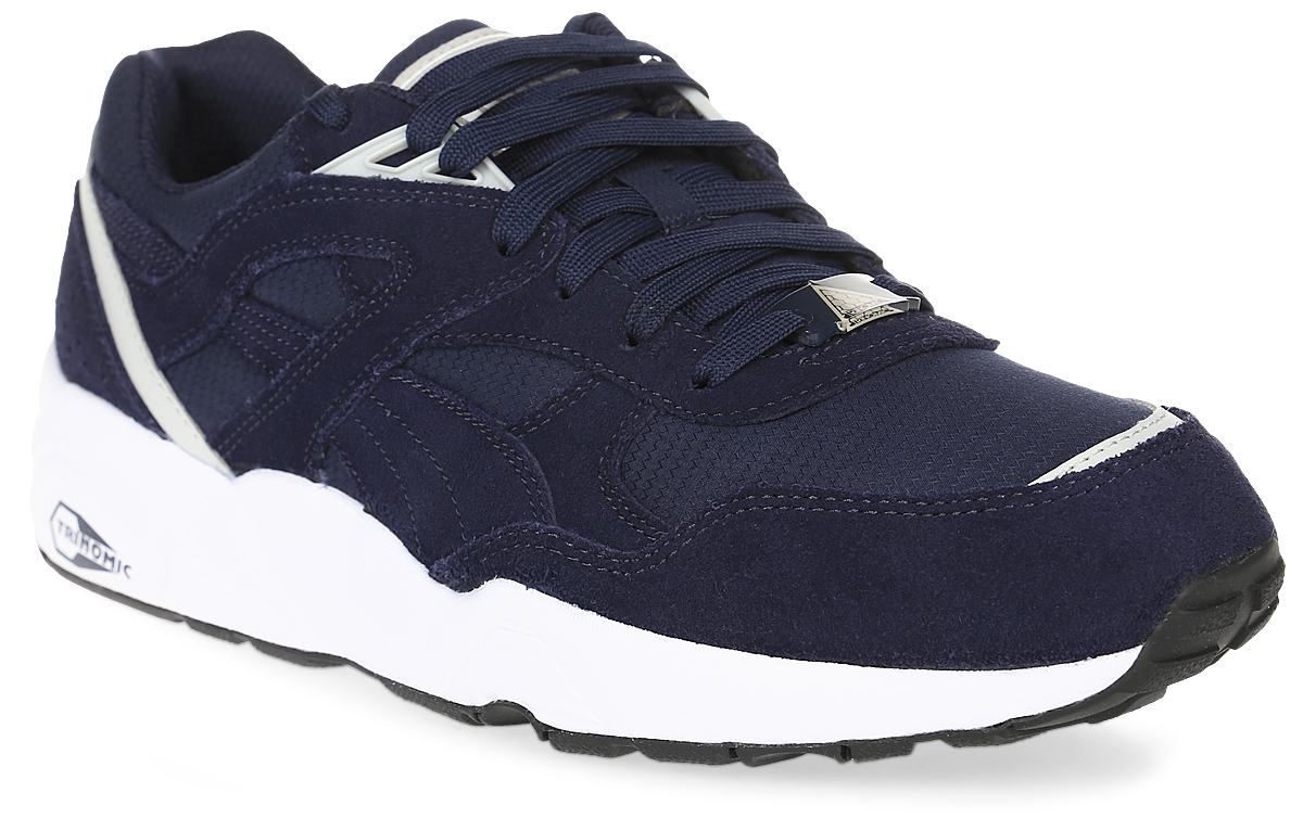 Кроссовки мужские Puma R698, цвет: темно-синий. 36257003. Размер 9,5 (43)36257003 Кроссовки мужские Puma R698, цвет: темно-синий. 36257003. Размер 9,5 (43)36257003В этом сезоне Puma вернулась к обновленной модели R698, которая всегда удачно дополняла коллекцию популярной беговой обуви Trinomic. Взяв за основу проверенную подошву Trinomic, специалисты Puma оживили легендарный дизайн чистыми и простыми цветами, выбранными для этого сезона, а также накладкой из материала с мелкой перфорацией в области задника, чтобы новая версия смотрелась еще более привлекательно. Рельефная поверхность подошвы гарантируют отличное сцепление на любых поверхностях. Традиционная шнуровка вместе с мягким язычком обеспечивает надежную фиксацию ноги. В таких кроссовках вашим ногам будет комфортно и уютно.