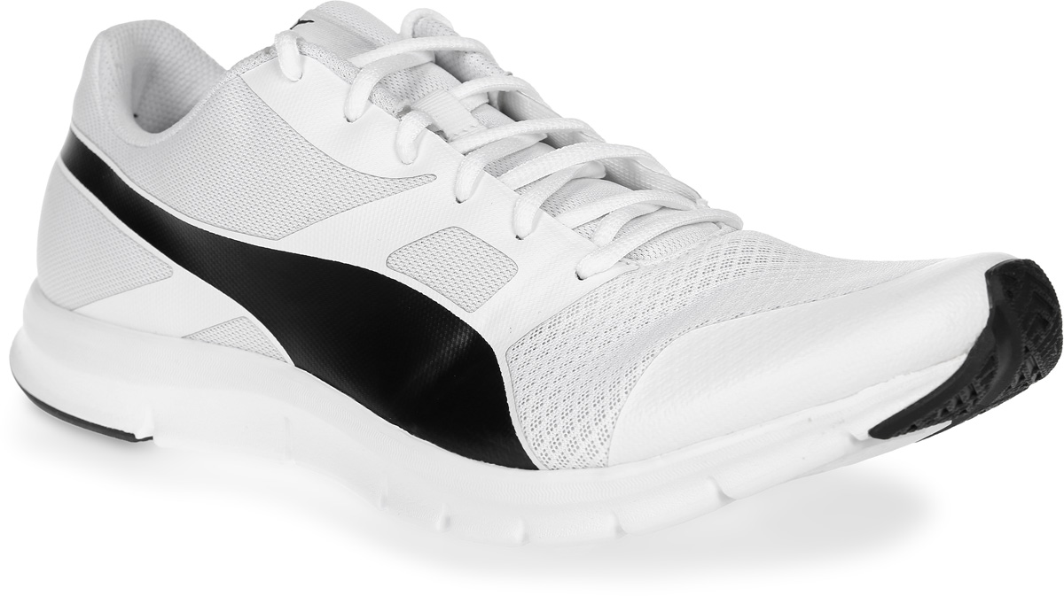 Кроссовки мужские Puma Flexracer, цвет: белый. 36058021. Размер 12 (46)36058021 Кроссовки мужские Puma Flexracer, цвет: белый. 36058021. Размер 12 (46)36058021В модели Flexracer сетчатый материал верха снабжен мягкими бесшовными вставками и накладками, что делает эту обувь мягкой, дышащей и отлично сидящей по ноге. Промежуточная подошва из амортизирующего этиленвинилацетата обеспечивает всё для того, чтобы ваша походка была легкой и упругой. Рельефная поверхность подошвы гарантируют отличное сцепление на любых поверхностях. Традиционная шнуровка вместе с мягким язычком обеспечивает надежную фиксацию ноги. Уличные кроссовки Flexracer прекрасно подходят для ежедневной носки.