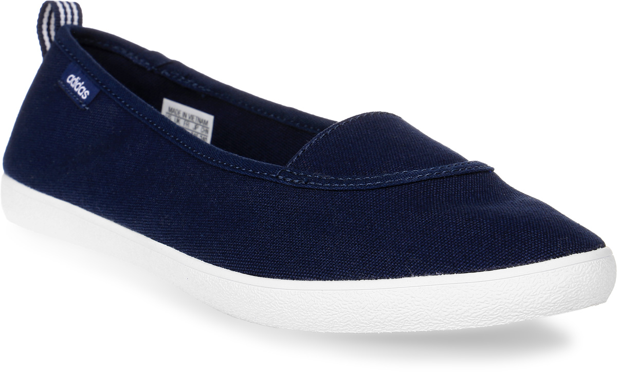 Слипоны женские adidas Cloudfoam Qt Vulc S, цвет: синий. AW3988. Размер 3,4 (35,5)AW3988 Слипоны женские adidas Cloudfoam Qt Vulc S, цвет: синий. AW3988. Размер 3,4 (35,5)AW3988Лаконичная комфортная модель. Эти слипоны для девушек выполнены из парусины и стилизованы под балетки. Упругая стелька принимает форму стопы, обеспечивая комфорт. Стелька cloudfoam MEMORY плотно прилегает к стопе, обеспечивая безупречный комфорт.