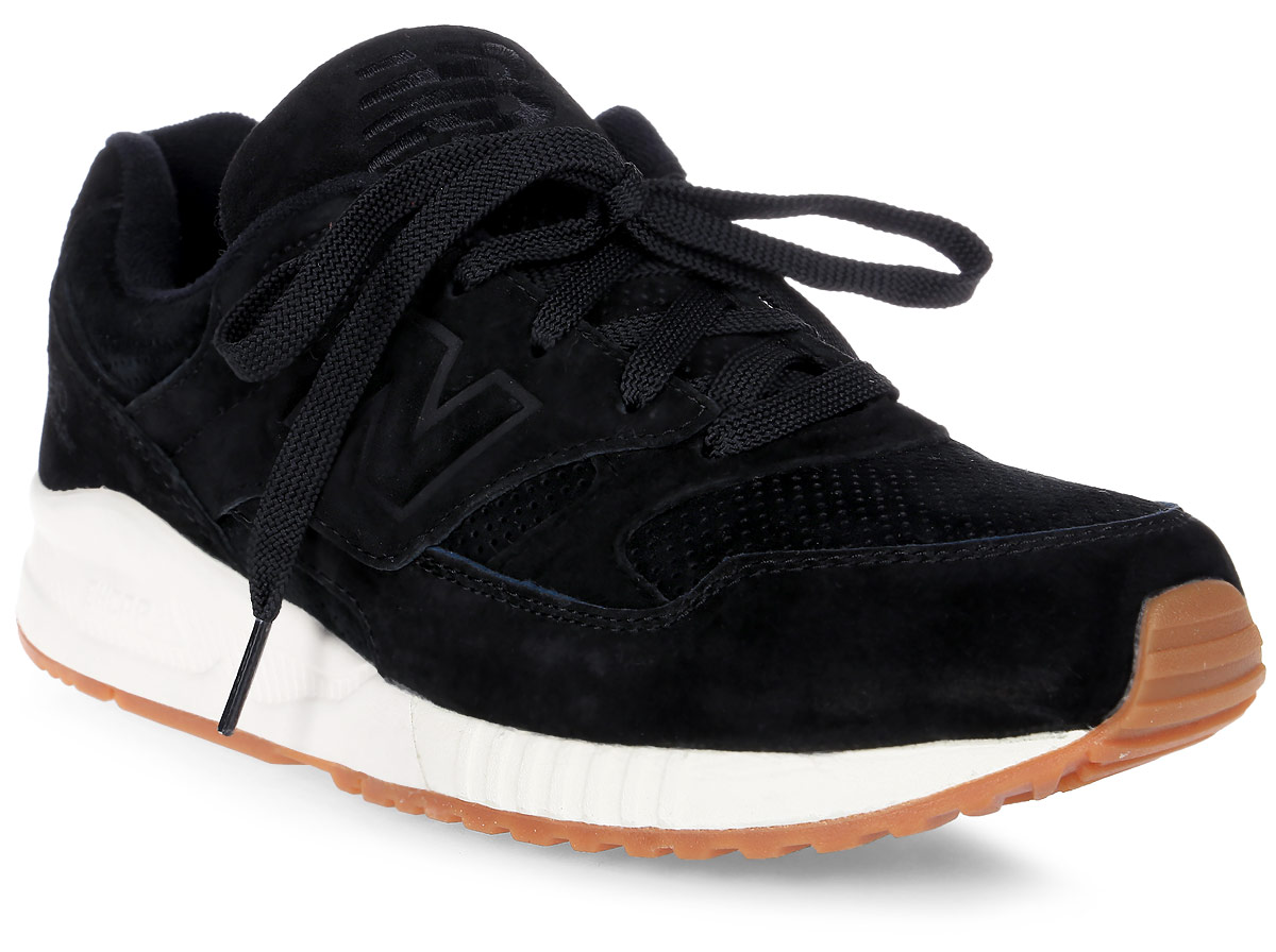 Кроссовки мужские New Balance 530, цвет: черный. M530PRA/D. Размер 8 (41,5)M530PRA/D Кроссовки мужские New Balance 530, цвет: черный. M530PRA/D. Размер 8 (41,5)M530PRA/DМодернизированная модель кроссовок 530 созданнаядля ещё большей поддержки и долговечности. Выполненные из премиальной замши и выдержанные в классических цветах. Они фиксируются на ноге при помощи классической шнуровки.