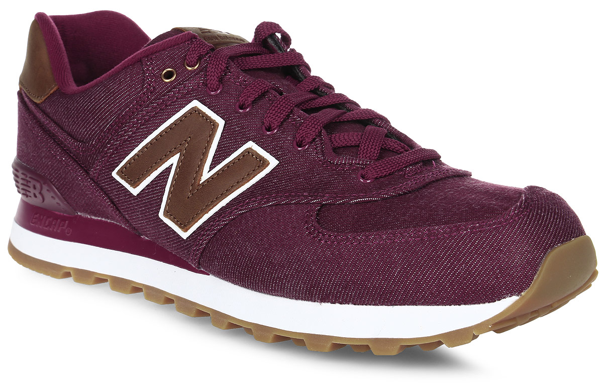 Кроссовки New Balance 574, цвет: бордовый. ML574TXD/D. Размер 10,5 (44,5)ML574TXD/D Кроссовки New Balance 574, цвет: бордовый. ML574TXD/D. Размер 10,5 (44,5)ML574TXD/DМодные кроссовки от New Balance очаруют вас с первого взгляда! Модель изготовлена из высококачественного материала со вставками из натуральной кожи. Модель оформлена на язычке и заднике логотипом бренда. Шнуровка надежно фиксирует обувь на ноге. Подкладка и стелька из текстиля, обеспечат комфорт и уют вашим ногам. Подошва с рифлением гарантирует отличное сцепление с любыми поверхностями. Стильные кроссовки займут достойное место в вашем гардеробе.