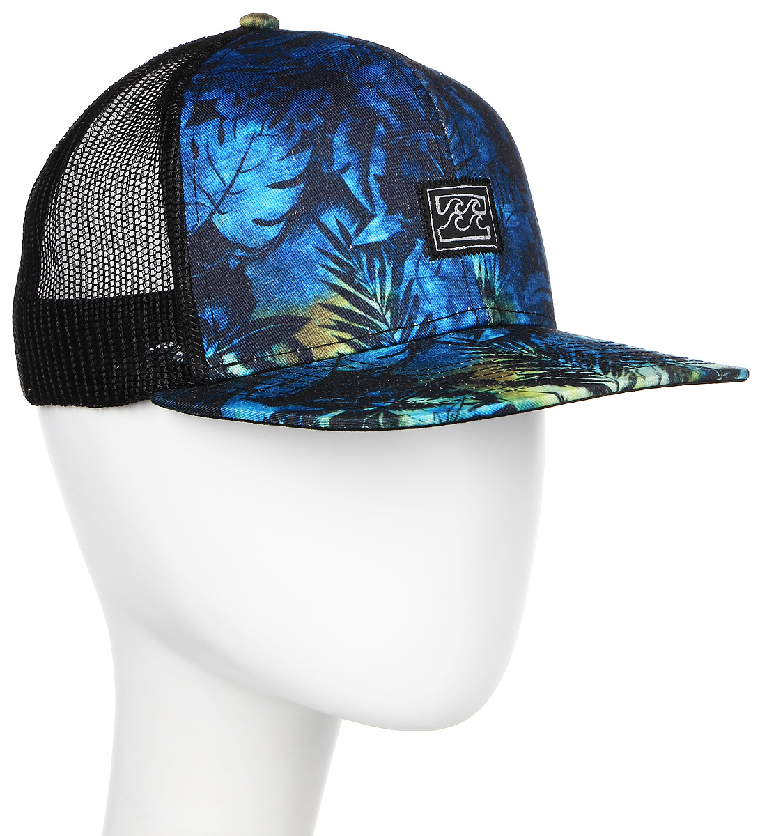 Бейсболка Billabong Riot Trucker, цвет: синий, черный. 3607869369049. Размер универсальный3607869369049 Бейсболка Billabong Riot Trucker, цвет: синий, черный. 3607869369049. Размер универсальный3607869369049Кепка-тракер с плоским козырьком и симпатичным принтом по всей поверхности. Оригинальный дизайн добавит стиля Вашему луку, а сетчатые панели обеспечат отличную продуваемость, позволяя с комфортом носить кепку даже в самые жаркие дни лета.