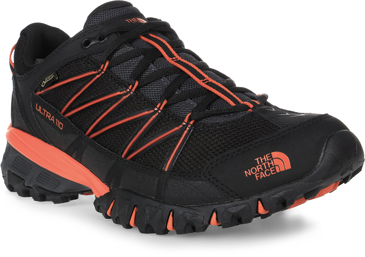 Кроссовки для бега мужские The North Face M Ultra 110 Gtx (Eu), цвет: черный. T92VVVTHU. Размер 8H (41)T92VVVTHU Кроссовки для бега мужские The North Face M Ultra 110 Gtx (Eu), цвет: черный. T92VVVTHU. Размер 8H (41)T92VVVTHUThe North Face легкие и очень комфортные кроссовки для бега. Удобная шнуровка, верх из сетчатой ткани, мягкая пятка для облегченного входа - в этих кроссовках есть все для комфортного передвижения в течение всего дня. Рельефная поверхность подошвы гарантируют отличное сцепление на любых поверхностях. В таких кроссовках вашим ногам будет комфортно и уютно.