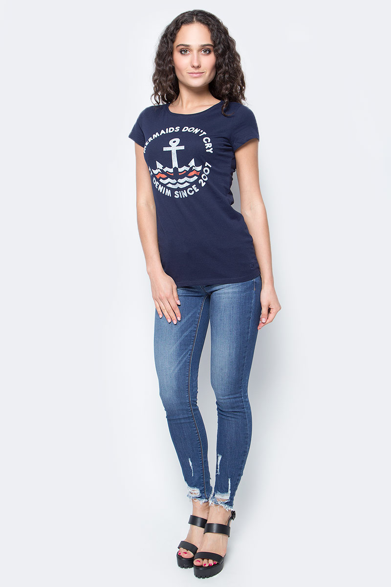 Футболка женская Tom Tailor Denim, цвет: темно-синий. 1037264.01.71_6593. Размер M (46)1037264.01.71_6593 Футболка женская Tom Tailor Denim, цвет: темно-синий. 1037264.01.71_6593. Размер M (46)1037264.01.71_6593Женская футболка Tom Tailor выполнена из хлопка. Модель с круглым вырезом горловины и короткими стандартными рукавами. Спереди футболка оформлена принтом.