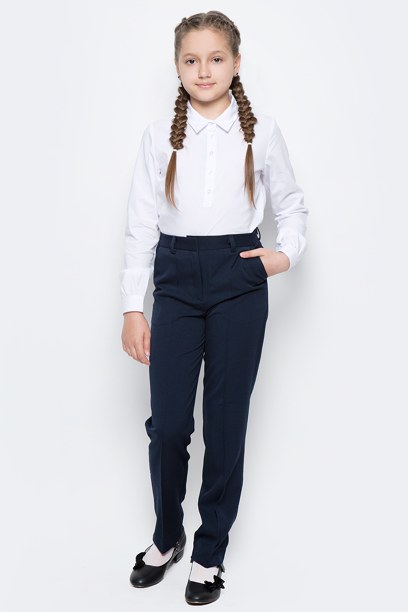 Брюки для девочки Button Blue, цвет: темно-синий. 217BBGS56021000. Размер 146, 11 лет217BBGS56021000 Брюки для девочки Button Blue, цвет: темно-синий. 217BBGS56021000. Размер 146, 11 лет217BBGS56021000Какие брюки для девочки станут основой школьного гардероба? Те, кто уже носил брюки из плотного трикотажа знают: трикотажные школьные брюки - это элегантность, удобство и свобода движений. Купить синие школьные брюки от Button Blue, значит, обеспечить ребенку повседневный комфорт.