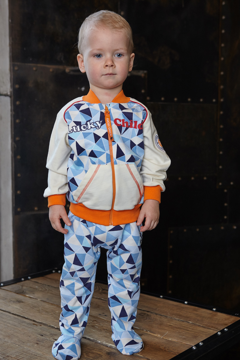 Кофта для мальчика Lucky Child Умка, цвет: голубой, синий. 32-18ф. Размер 56/6232-18ф Кофта для мальчика Lucky Child Умка, цвет: голубой, синий. 32-18ф. Размер 56/6232-18фПредставляем модель из коллекции 2017 года «Умка». В ней есть всё, что нужно для маленького мальчика: мягкий и тёплый футер, два кармана, широкие манжеты, свежий модный дизайн.