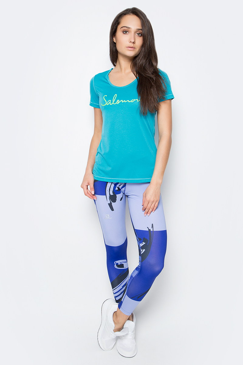 Футболка для бега женская Salomon Mazy Graphic SS Tee, цвет: бирюзовый. L39274900. Размер S (40/42)L39274900 Футболка для бега женская Salomon Mazy Graphic SS Tee, цвет: бирюзовый. L39274900. Размер S (40/42)L39274900Очень мягкая и легкая футболка Salomon Mazy Graphic SS Tee из полиэстерового жаккарда отличается хорошими дышащими свойствами и защищает от ультрафиолетового излучения. Универсальная летняя футболка женственного силуэта с круглым вырезом горловины.