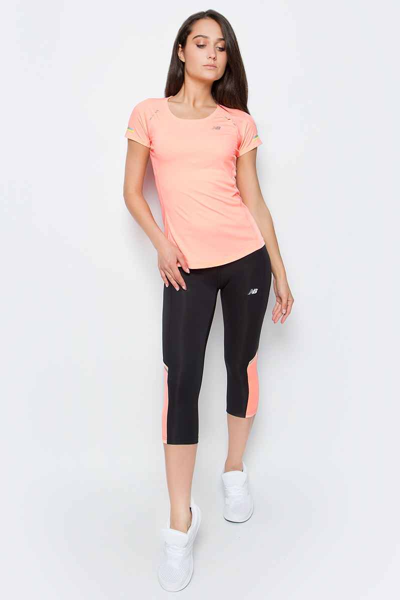 Тайтсы для бега женские New Balance Accelerate Capri, цвет: черный. WP63130/BES. Размер XS (42)WP63130/BES Тайтсы для бега женские New Balance Accelerate Capri, цвет: черный. WP63130/BES. Размер XS (42)WP63130/BESТайтсы для бега женские Accelerate Capri от New Balance выполнены из ткани, сохраняющей оптимальную температуру тела и способствующей выведению влаги наружу. Имеют эластичный пояс со шнурком, светоотражающие элементы, плоские швы.