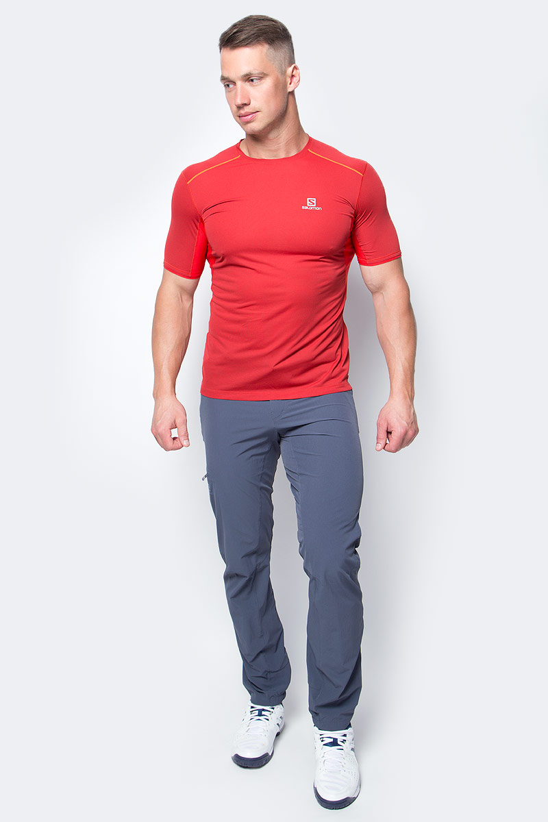 Футболка для бега мужская Salomon Trail Runner Ss Tee M, цвет: красный. L39385400. Размер M (48/50)L39385400 Футболка для бега мужская Salomon Trail Runner Ss Tee M, цвет: красный. L39385400. Размер M (48/50)L39385400Легкая дышащая футболка Trail Runner Tee обеспечивает комфорт, а материал с добавлением бамбукового угля предотвращает появление неприятного запаха. Модель выполнена с круглой горловиной и короткими рукавами.