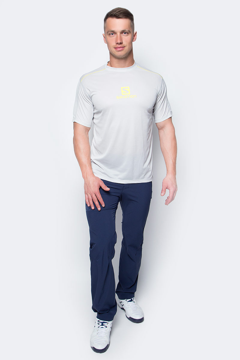 Футболка мужская Salomon Stroll Logo Ss Tee, цвет: светло-серый. L39280900. Размер M (48/50)L39280900 Футболка мужская Salomon Stroll Logo Ss Tee, цвет: светло-серый. L39280900. Размер M (48/50)L39280900Футболка Salomon выполнена из качественного полиэстера. Модель свободного покроя с графическим логотипом.