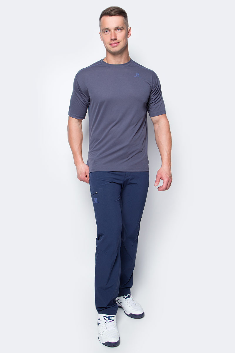 Футболка мужская Salomon Stroll Ss Tee, цвет: серый. L39281500. Размер XL (56/58)L39281500 Футболка мужская Salomon Stroll Ss Tee, цвет: серый. L39281500. Размер XL (56/58)L39281500Простая удобная футболка Salomon из дышащей ткани со светоотражающими вставками отлично подходит для занятий любыми видами спорта. Модель с круглой горловиной и короткими рукавами.