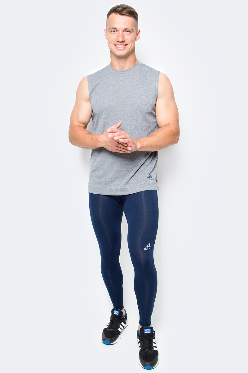 Тайтсы мужские Adidas Tf Base Tight, цвет: темно-синий. AJ5209. Размер S (44/46)AJ5209 Тайтсы мужские Adidas Tf Base Tight, цвет: темно-синий. AJ5209. Размер S (44/46)AJ5209Тренировки в холодную погоду требую держать ваши мышцы в тепле. Данная модель поддерживает ваши мышцы по всей длине ноги, технология climalite выводит лишнюю влагу для большего комфорта во время тренировок.
