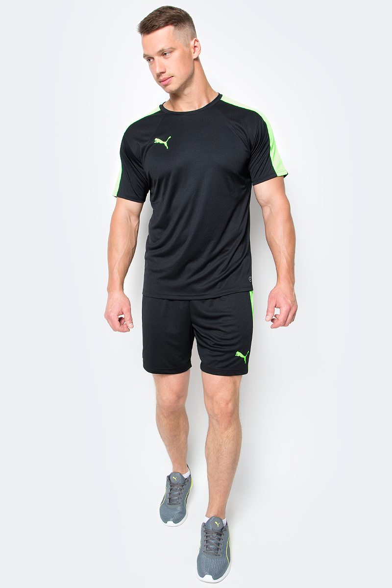 Шорты мужские Puma IT evoTRG Shorts, цвет: черный, зеленый. 65518250. Размер L (50/52)65518250 Шорты мужские Puma IT evoTRG Shorts, цвет: черный, зеленый. 65518250. Размер L (50/52)65518250Шорты IT evoTRG Shorts обеспечат максимальный комфорт во время тренировки. Модель выполнена из 100% полиэстера с использованием высокофункциональной технологии dryCELL, которая позволяет телу оставаться в сухости и комфорте в течение всей тренировки, поскольку хорошо впитывает влагу. Шорты декорированы логотипом PUMA, нанесенным методом термопечати на левую штанину, и логотипом evoTRG на правой штанине. Модель также дополнена фирменными лампасами PUMA Formstrip. Пояс из эластичного материала снабжен затягивающимся шнуром. Изделие имеет стандартную посадку.