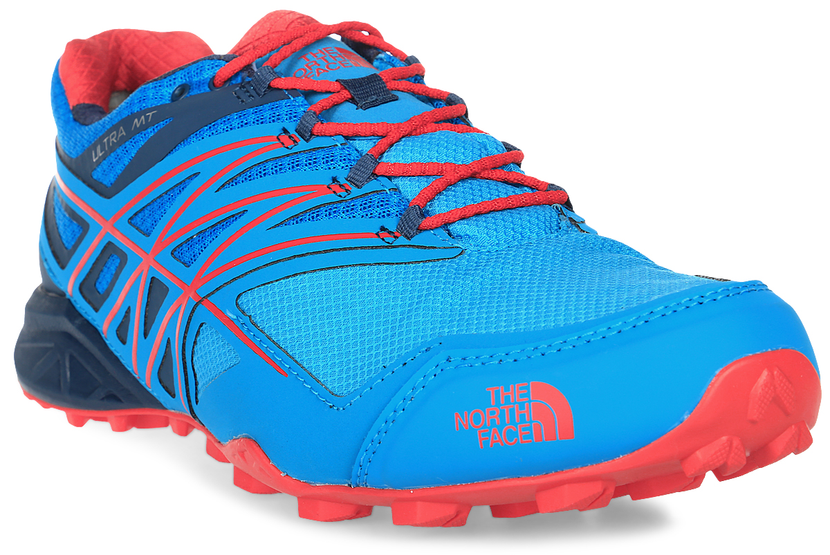 Кроссовки для бега мужские The North Face M Ultra Mt Gtx, цвет: голубой. T932Z1TEM. Размер 10H (44)T932Z1TEM Кроссовки для бега мужские The North Face M Ultra Mt Gtx, цвет: голубой. T932Z1TEM. Размер 10H (44)T932Z1TEMThe North Face легкие и очень комфортные кроссовки для бега. Удобная шнуровка, верх из сетчатой ткани, мягкая пятка для облегченного входа - в этих кроссовках есть все для комфортного передвижения в течение всего дня. Рельефная поверхность подошвы гарантируют отличное сцепление на любых поверхностях. В таких кроссовках вашим ногам будет комфортно и уютно.