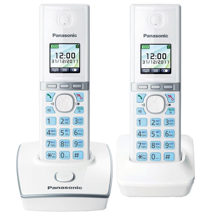 Panasonic KX-TG8052 RUW DECT телефонKX-TG8052RUW Panasonic KX-TG8052 RUW DECT телефонKX-TG8052RUWУникальность радиотелефону Panasonic KX-TG8052 придает функция резервного питания. Обычные DECT телефоны не работают при отключении электричества, а у Panasonic KX-TG8052 заряд аккумуляторов трубки сможет обеспечить временную работу базового блока. В радиотелефоне Panasonic KX-TG8052 сочетаются современный дизайн и множество разнообразных функций. Ключевым преимуществом DECT телефона Panasonic KX-TG8052 стала функция резервного питания базового блока от трубки (при отключении электроэнергии) и цветной TFT-дисплей. Радиотелефон Panasonic KX-TG8052RU выполнен в классическом белом цвете с соблюдением четких прямых линий. Трубка комфортно лежит в руке, а благодаря клавишам с голубой подсветкой и четкому TFT-дисплею набирать номер и изменять настройки телефона очень удобно. Меню радиотелефона Panasonic KX-TG8052RU полностью русифицировано, что существенно упрощает использование телефонной книги. Уникальность этому радиотелефону придает функция резервного питания. Обычные DECT телефоны не работают при отключении электричества, а заряд аккумуляторов трубки Panasonic KX-TG8052RU сможет обеспечить временную работу базового блока. Одна трубка должна оставаться на базовом блоке для подачи питания, а вторую трубку можно использовать для совершения звонков в обычном режиме. Память радиотелефона Panasonic KX-TG8052RU рассчитана на хранение 200 контактов в телефонной книге и 50 входящих вызовов в журнале. Базовый блок позволяет зарегистрировать до шести трубок, причем записи телефонной книги с одной из них могут быть скопированы на другие. DECT телефон Panasonic KX-TG8052RU обладает голосовым АОНом и Caller ID, повторным набором номера и полифоническими мелодиями звонка. В корпусе трубки Panasonic KX-TG8052RU предусмотрен разъем для гарнитуры, что будет удобно людям, часто и долго разговаривающим по телефону. Аккумулятор NiMHНочной режимЭко-режимЦветной TFT дисплейОднокнопочный наборСвязь между трубкамиФункция резервного питанияРазъем для гарнитурыИндикатор входящего вызоваПодключение до 6 дополнительных трубокБелая подсветка дисплея и клавиатурыРегистрация трубки на 4-х разных базах