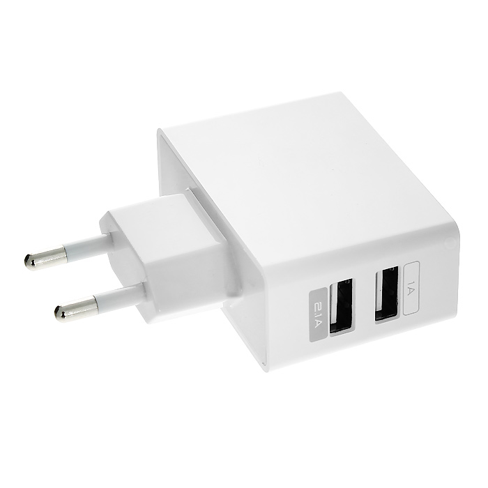 DVTech АD10 сетевое зарядное устройствоDVTech АD10 (белый) DVTech АD10 сетевое зарядное устройствоDVTech АD10 (белый)Универсальность это ключ к комфорту. Имея несколько гаджетов, приходится держать для каждого индивидуальное зарядное устройство? Это неудобно и доставляет массу хлопот. Достаточно иметь универсальное зарядное устройство DVTech АD10 и USB-кабель и у Вас всегда будет возможность подзарядить устройство. DVTech АD10 предназначен для зарядки портативных устройств, поддерживающих функцию зарядки от USB. Двойной USB-порт позволяет заряжать одновременно 2 устройства.