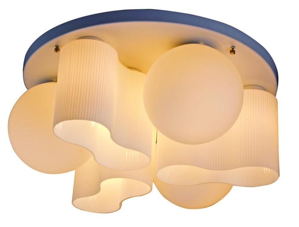 Потолочный светильник ST-LUCE SL539 502 09SL539 502 09 Потолочный светильник ST-LUCE SL539 502 09SL539 502 09Потолочный светильник ST-Luce отлично впишется в интерьер вашего дома. Он хорошо смотрится как в классическом, так и в современном помещении, на штукатурке, дереве или обоях любой расцветки. Для безопасной и надежной коммутации светильника в сеть на корпусе светильника установлена клеммная колодка. Светильник дает яркий ровный сфокусированный световой поток в выбранном направлении. Светильники и люстры - предметы, без которых мы не представляем себе комфортной жизни. Сегодня функции люстры не ограничиваются освещением помещения. Она также является центральной фигурой интерьера, подчеркивает общий стиль помещения, создает уют и дарит эстетическое удовольствие.