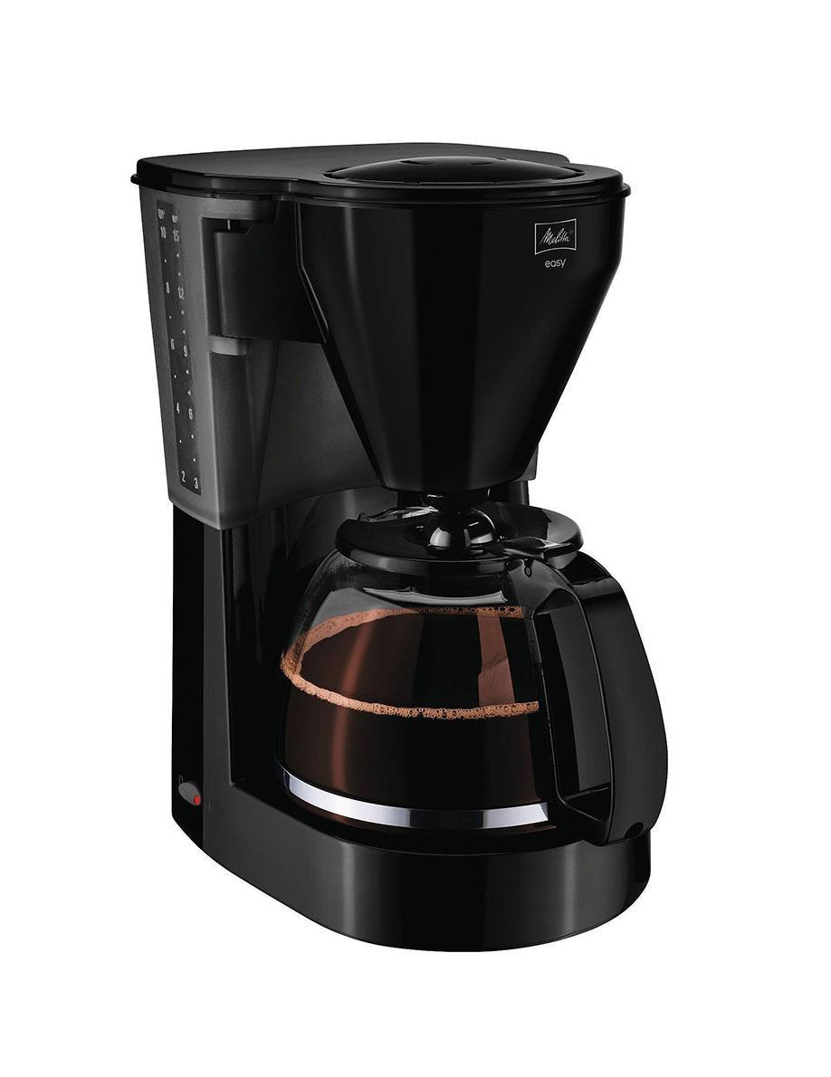 Melitta Easy, Black кофеваркаEasy black Melitta Easy, Black кофеваркаEasy blackКофеварка Melitta Easy - это образец легендарного качества бренда, приобретенного благодаря немецкой педантичности. Устройство в цвете черная жемчужина обладает съемной конструкцией поворотного фильтра для ежедневного ухода. Капельное заваривание извлекает максимум вкуса и аромата из свежемолотых зерен. Общая вместимость резервуара - 1250 мл. Этого достаточно, чтобы одновременно насладиться удивительной порцией кофе целой компанией друзей или коллег из пятнадцати человек. Световая индикация клавиши старта представляет напоминание о том, что прибор включен.Фильтр в комплектацию не входит.