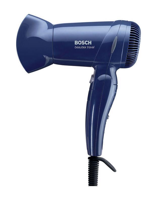 Bosch PHD 1100 фенPHD1100 Bosch PHD 1100 фенPHD1100Фен Bosch PHD 1100 от известного производителя бытовой техники Bosch является незаменимым прибором, предназначенным для бережного ухода за волосами. Это довольно компактная модель с эргономичным дизайном и мощностью 1200 Вт. Фен Bosch PHD 1100 имеет 2 температурных режима. Корпус фена выполнен из высококачественного пластика, его вес составляет всего 0.3 кг, а длина шнура - 1.8 м. В комплекте идет насадка-концентратор, позволяющая направить поток воздуха на расческу или щетку во время укладки, складывающаяся ручка для удобного хранения и петля для подвешивания.