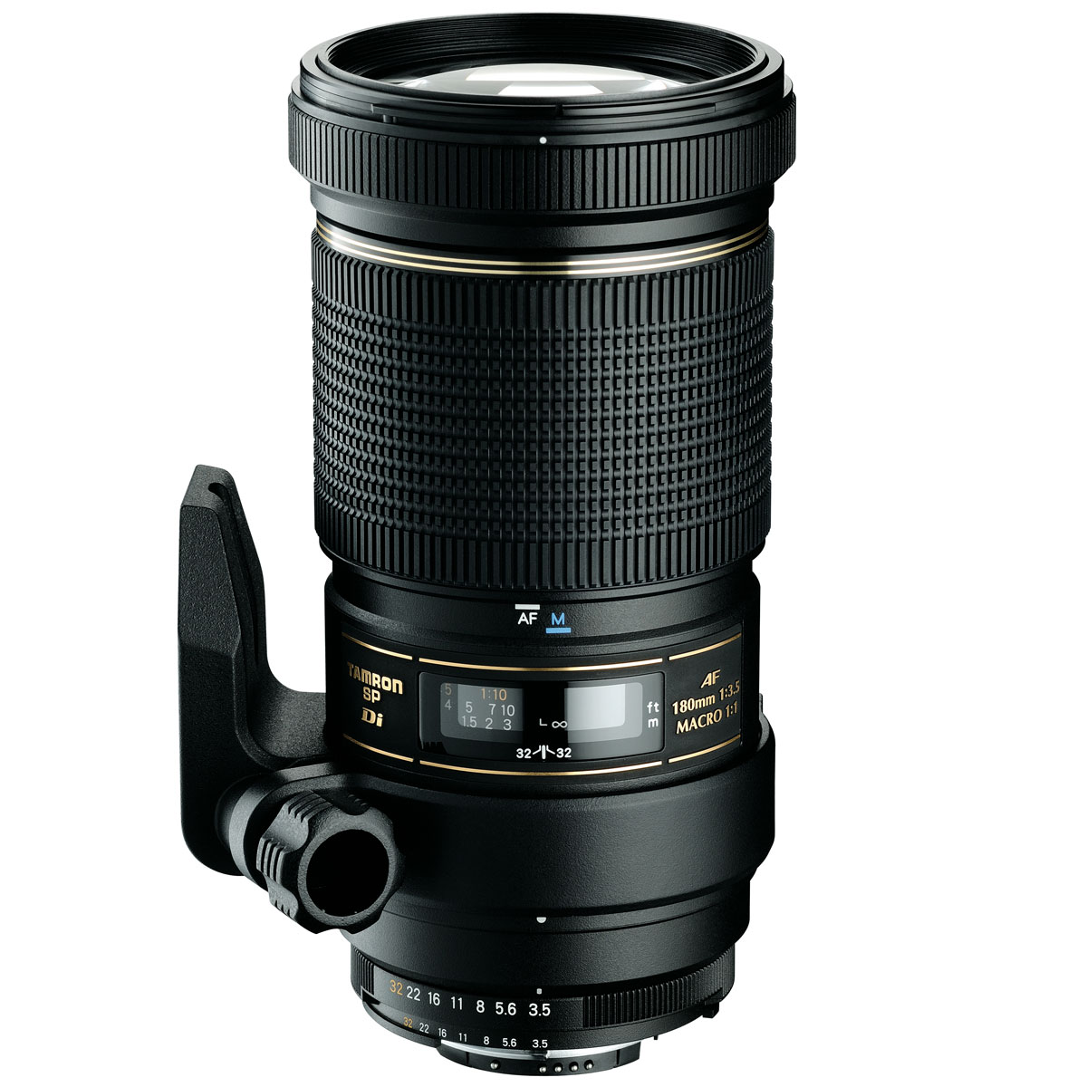Tamron SP AF 180mm F/3.5 Di LD Macro, Sony объективB01S Tamron SP AF 180mm F/3.5 Di LD Macro, Sony объективB01SПрофессиональный объектив Tamron SP AF 180mm F/3.5 Di LD Macro считается одним из лучших макро-объективов в мире. Он обладает очень хорошей светосилой, сильно сократилось падение силы светового потока на краях изображения, сведены к минимуму хроматические аберрации и отражение рассеянного света. Это делает его лучшим макро-объективом для цифровых зеркальный камер, как полноформатных, так и сенсором формата APS-C. Этот уникальный, очень профессиональный макро-телевик позволяет с одинаково отличными результатами работать дома, на улице или в студии. Он может снимать объекты с любого расстояния и обладает очень большой глубиной резкости. В ситуациях, когда необходимо подойти к объекту достаточно близко, убеждает рабочее расстояние 25 см при масштабе изображения 1:1 (в случае 90 мм приходилось подходить к объекту на расстояние 9 см, что слишком близко для фотографирования насекомых, поскольку они тогда спасаются бегством). Кроме того, система FEC позволяет управлять направлением поляризационного фильтра, если на объектив надета бленда