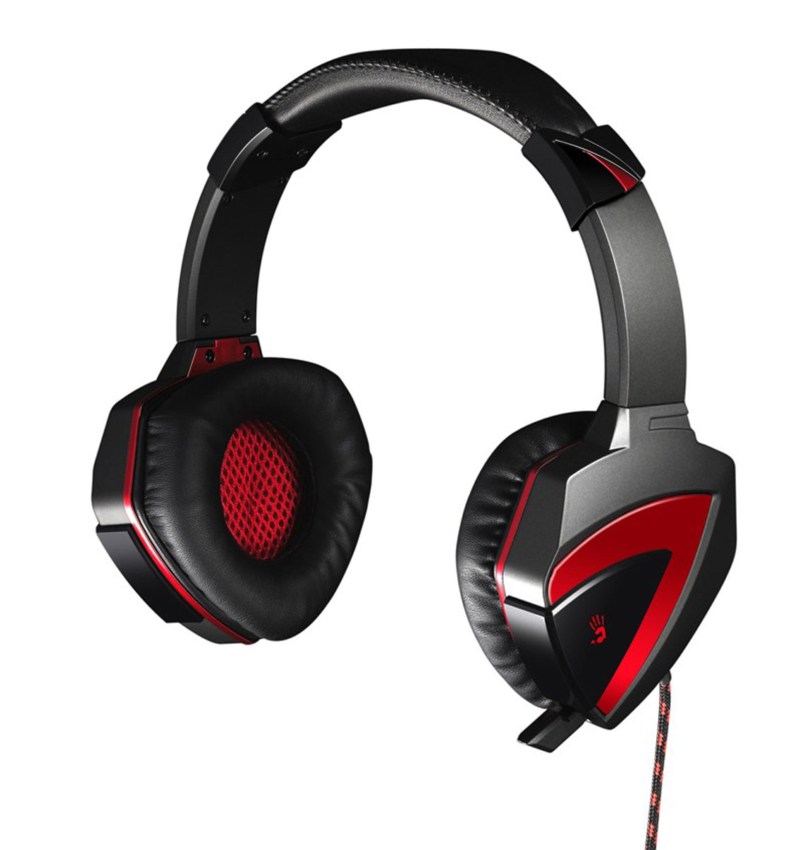 A4Tech Bloody G501, Black игровая гарнитураG501 A4Tech Bloody G501, Black игровая гарнитураG501Игровая гарнитура Bloody G501 обеспечивают полноценное объемное звучание в формате 7.1, благодаря чему вы сможете почувствовать себя участником происходящего на экране. Гарнитура создана для полного погружения игрока в виртуальный мир!Выдвижной микрофон:Если вы не используете микрофон, то можете его спрятать и использовать гарнитуру как мониторные наушники.Альтернативные настройки голоса в микрофоне: Воспользуйтесь одним из пяти эффектов настройки звучания голоса выбирайте режим работы микрофона (Original / Warcraft / Duck / Male-Female / Female-Male).Безупречный комфорт:Оголовье наушников регулируется, а амбушюры созданы специально для комфортного прослушивания. Раковины вращаются на 360 градусов, что создает максимальный комфорт для пользователя!Шумоподавление:Шумы полностью подавляются, что позволяет игроку не отвлекаться от игры.Легкий вес и компактность: Вес гарнитуры всего 258 г, благодаря легкости, шея и голова игрока находится в комфорте и не устает.Bloody G501 не обычная игровая гарнитура, эта гарнитура обладает всем спектром настроек профессионального уровня, что удовлетворит требования любого геймера. Все это было достигнуто путем инновационных разработок и многолетнего опыта. С гарнитурой Bloody играть в вашу любимую игру станет приятнее и вы ощутите звук на все 100%!Характеристики микрофона:Направленность микрофона: всенаправленныйЧувствительность микрофона: -58 дБЧастотный диапазон: 50 - 16000 Гц