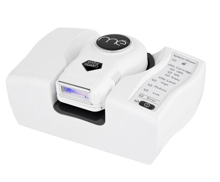 ФотоэпиляторME Soft 200K (me HU-FG00501)ME SOFT200K ФотоэпиляторME Soft 200K (me HU-FG00501)ME SOFT200KФотоэпилятор Iluminage Me Soft идеально подходит для домашнего использования. Уникальная технология позволяет устранить ограничения, которые накладывают традиционные технологии удаления волос.Добавление к импульсу света радиочастотного импульса позволяет использовать более низкий уровень световой энергии, обеспечивая при этом клинически доказанное удаление нежелательных волос, даже на темной коже, без побочных эффектов. При этом нет ограничений по цвету волос.Electro Optical Synergy - запатентованная технология электрооптического совмещения, подразумевающая синергетическое сочетание световой (IPL или лазерной) и электромагнитной энергии волн радиочастотного (RF)диапазона для не инвазивного воздействия на кожу. В результате данная технология обеспечивает тепло в волосяной луковице, что приводит к ее отмиранию и избавлению от нежелательных волос навсегда. Теперь,впервые, не важно, какой ваш естественный тон кожи, эта безопасная, мощная, но нежная технология делает профессиональное удаление волос на дому доступным для всех.200 000 импульсов - одно из самых больших количеств импульсов кварцевой лампы, которое доступно на сегодняшний день в мире! Этого хватит для избавления нежелательных волос на всей поверхности тела, дажена самых чувствительных зонах навсегда.Iluminage Me Soft имеет уникальную функцию серийной вспышки. Достаточно только поднести фотоэпилятор к вашей коже и плавно провести в любом направлении. Не нужно нажимать лишние кнопки. За короткое время выпройдете все желаемые процедуры и получите эффект, как в профессиональном салоне.Световой спектр: 550-1200 нмЧастота радио-волны: 6,78 МГцРадиочастотная мощность: 5 ВтРежим Max Optical: 4 Дж/cм2Режим Conducted RF: 5 Дж/cм2Частота повторения импульсов: 6 см2/с