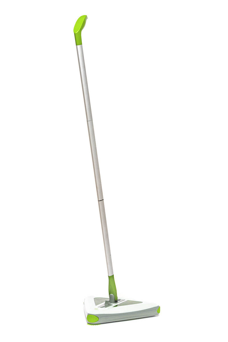 Kitfort KT-508-1, White Green электровеникКТ-508-1 Kitfort KT-508-1, White Green электровеникКТ-508-1Электровеник Kitfort KT-508 заменяет обычный веник и совок, облегчает и упрощает уборку дома. Он сам подметает пол вращающимися турбощётками, и весь сор собирает в мусоросборник. Его достаточно просто водить по полу, а мусор удобно вытряхивается прямо в ведро. Времени работы от аккумуляторов хватит на уборку большой квартиры, и ещё останется про запас.По сравнению с вертикальным пылесосом электровеник меньше и легче, мусоросборник очищается одним нажатием кнопки, нет фильтров, которые нужно мыть и затем просушивать. Время работы от полного заряда у него в 2-3 раза больше, чем у аккумуляторного вертикального пылесоса.Треугольная форма веника позволяет легко преодолевать препятствия, например, подмести под стулом или в углу комнаты. На каждом из трех углов есть демпфирующая прокладка, которая убережет мебель от царапин. Ручка присоединяется на шарнире с двумя степенями свободы, позволяя венику свободно вращаться на 360°, а также складываться параллельно полу, что позволяет подметать под диванами, кроватями и шкафами. При хранении ручка может фиксироваться в вертикальном положении.Турбощётки расположены с каждой из трёх сторон, поэтому электровеник подметает при движении в любом направлении. Передняя угловая щётка соберёт сор в углах между полом и стеной. Благодаря турбощёткам электровеник хорошо подметает не только полы с гладким покрытием, но способен также собрать шерсть, волосы и другой мусор с коврика в прихожей и ковровых покрытий.Пылесборник опустошается при нажатии всего одной кнопки. Достаточно поднести веник к мусорному ведру и сдвинуть рычажок рядом с ручкой: снизу веника откроется крышка и весь мусор окажется в ведре! Для закрывания крышки просто поставьте веник на пол. Верхняя крышка веника прозрачная, поэтому вы всегда можете видеть степень заполнения пылесборника. Электровеник поможет в повседневной уборке. Он справится с чисткой линолеума, паркета, плиточного пола, ковров и ковровых покрытий.Аккумулятор: Ni-MH 4,8 В, 1 АчВысота в собранном виде: 1125 мм