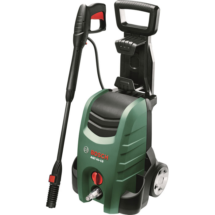 Минимойка Bosch AQT 40-1306008A7500 Минимойка Bosch AQT 40-1306008A7500Основные характеристики изделияУниверсальное применение благодаря широкому набору принадлежностей, входящему в комплект поставкиВысокая производительность и эффективность, оптимальный выбор для любых работ по очистке вокруг домаИсключительная мобильность и компактность при хранении благодаря большим колесам и регулируемой складной рукоятке для переноскиДругие преимущества изделияЭнергоэффективность благодаря функции автоматического отключенияПростота использования благодаря быстродействующим муфтам и встроенному держателю принадлежностей
