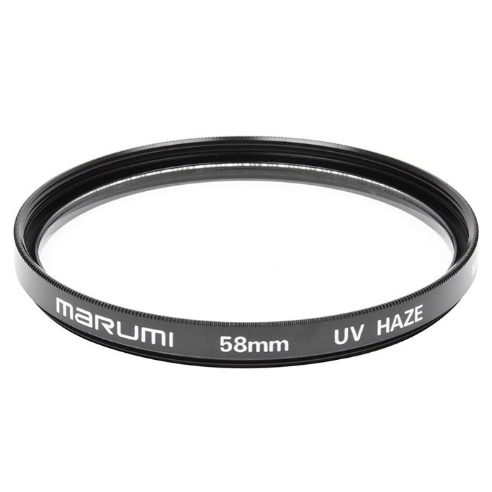 Marumi UV (Haze) защитный светофильтр (58 мм)52CP Marumi UV (Haze) защитный светофильтр (58 мм)52CPСветофильтр Marumi UV - самый распространенный защитный фильтр. Его основная задача - задерживать ультрафиолетовое излучение и устранять дымку при съемке отдаленных объектов. Светофильтр Marumi UV задерживает максимальное количество ультрафиолетовых лучей, тем самым значительно повышая качество изображения. Также светофильтр Marumi UV предохраняет дорогостоящую оптику от царапин, пыли и загрязнения. Подходит для жанровой съёмки в яркий солнечный день, фотографирования животных, растений, макро, пейзажей в горной местности и на морском побережье. Весь цикл производства светофильтров Marumi осуществляется в Японии.