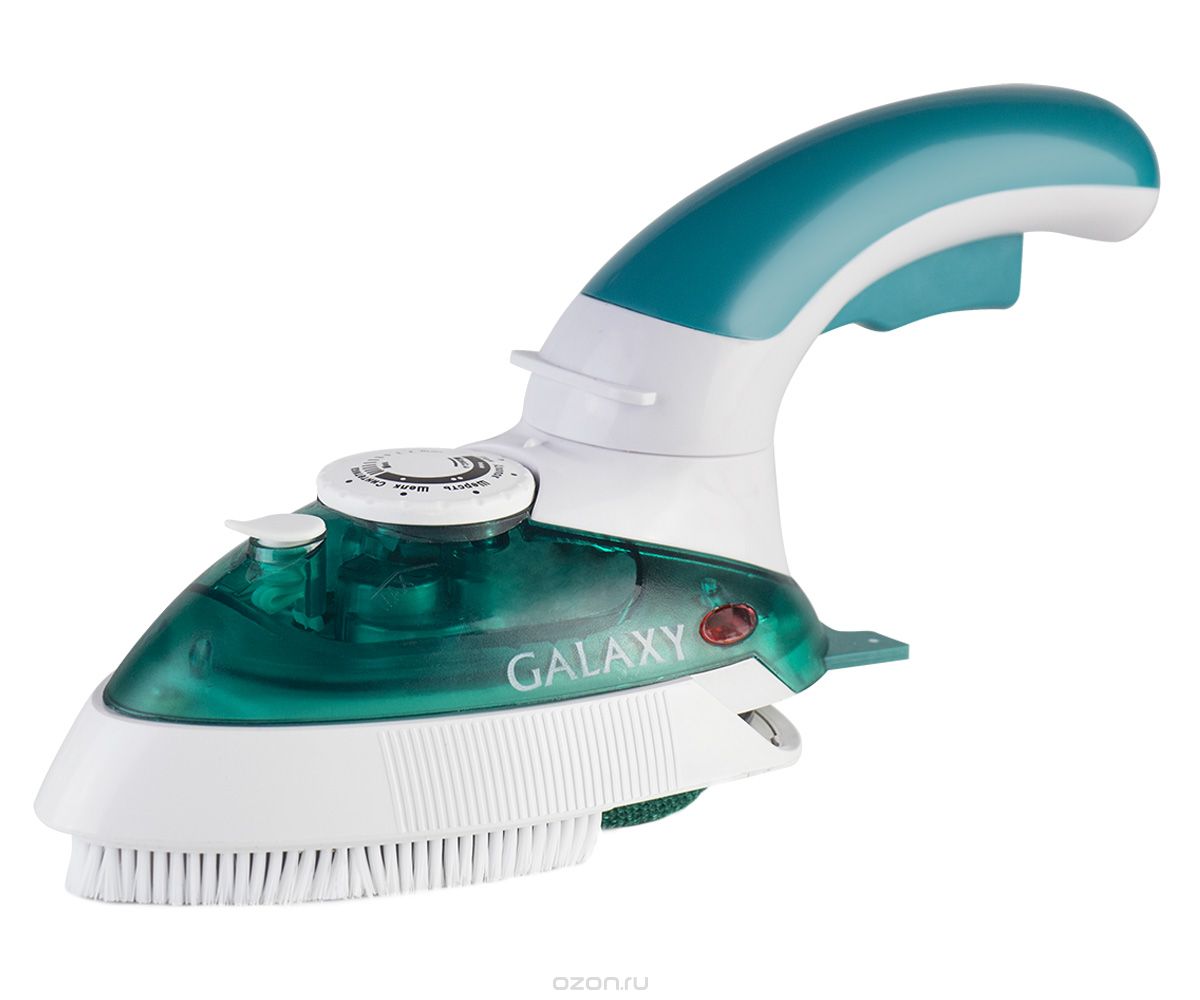 Galaxy GL6191 щетка паровая4650067301556 Galaxy GL6191 щетка паровая4650067301556Паровая щетка Galaxy GL6191 для отпаривания одежды – это оптимальный вариант для отпаривания деликатных и очень плотных тканей как в домашних условиях, так и в рабочих поездках. Легкое платье или деловой костюм – любая вещь будет выглядеть опрятно с таким помощником! Тонкое кружево, шелк, кашемир, трикотаж и многие другие типы тканей гладить утюгом просто опасно! Ворс быстро обгорает, и одежда начинает лосниться, а тонкие ткани можно попросту прожечь! В этом случае на помощь приходит паровая щетка Galaxy GL6191. Вы просто заливаете воду в резервуар и уже через несколько секунд прибор готов к работе!Мощный пар быстро и бережно разглаживает любые складки. Помимо одежды можно отпаривать шторы и портьеры, не снимая их с карниза, это очень удобно! Паровая щетка Galaxy GL6191 имеет специальную насадку, с помощью которой можно быстро и качественно почистить мебель и верхнюю одежду.Снимите насадку, поверните ручку на 90 градусов, и перед вами компактный дорожный утюг с регулятором температуры и антипригарным покрытием подошвы!