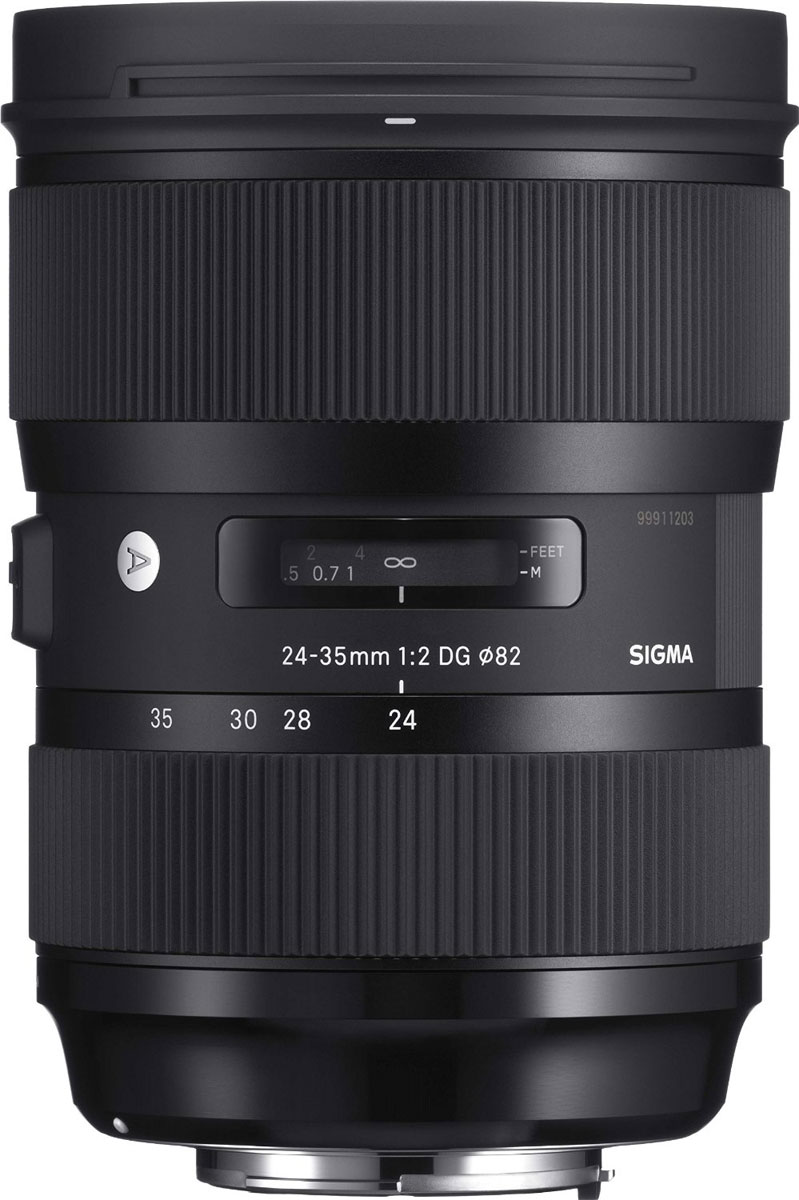 Sigma AF 24-35mm f/2.0 DG HSM объектив для Canon588954 Sigma AF 24-35mm f/2.0 DG HSM объектив для Canon588954Sigma AF 24-35mm f/2.0 DG HSM - светосильный полноформатный широкоугольный зум-объектив с постоянной диафрагмой. Обладая оптическими характеристиками, свойственными фикс-объективам серии Art, этот объектив покрывает фокусные расстояния 24мм, 28мм и 35мм, и выдающееся качество изображения дополняется удобством обычного зум-объектива.Объектив имеет минимальную дистанцию фокусировки 28 см и максимальный масштаб 1:4.4, что делает его отличным решением для предметной и портретной съемки с высокохудожественным боке, а также для пейзажной фотографии с глубоким фокусом. Теперь фотографу нет необходимости менять широкоугольные объективы на камере, чтобы изменить угол обзора.Объектив содержит асферический элемент большого диаметра, требующий применения самых передовых технологий, один элемент из FLD стекла и 7 элементов из SLD стекла, два из которых асферические. Передовая оптика и оптимизированная оптическая схема минимизируют сферические аберрации, хроматические искажения и искажения по краям кадра, гарантируя впечатляющее качество изображения даже на открытой диафрагме.Внешняя линза объектива не вращается благодаря системе внутренней фокусировки, что делает возможным применение поляризационных фильтров и повышает общую стабильность объектива. Ультразвуковой мотор фокусировки HSM обеспечивает быструю и тихую автофокусировку.Благодаря новому переработанному алгоритму автофокусировка теперь происходит более плавно. Есть функция доводки фокуса вручную (full-time MF) вращением кольца фокусировки, что делает фокусировку более точной. Девятилепестковая диафрагма создает красивое размытие зон изображения, находящихся вне фокуса.Объектив оснащен латунным байонетом. Поверхность байонета упрочнена специальным образом для увеличения его износостойкости.