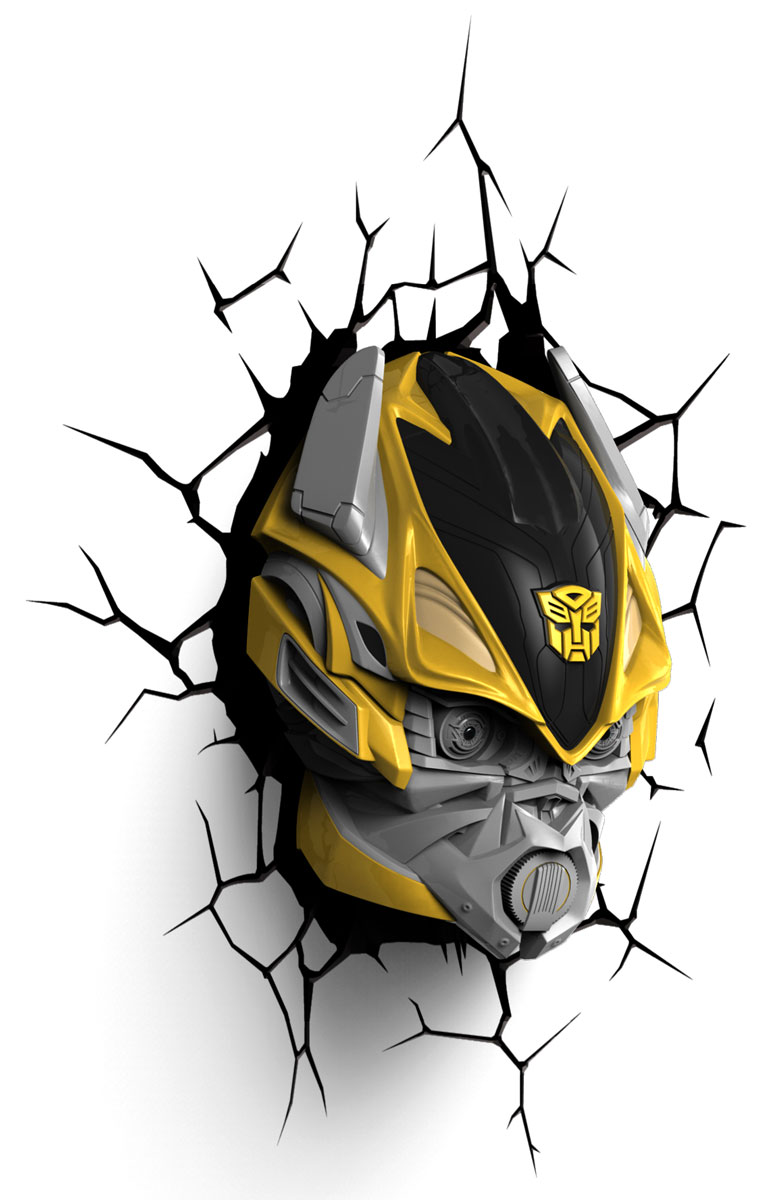 Transformers Пробивной 3D светильник Бамблби40004 Transformers Пробивной 3D светильник Бамблби40004Пробивной 3D светильник Transformers Бамблби обязательно понравится вашему ребенку.Особенности: Безопасный: без проводов, работает от батареек (3хАА, не входят в комплект);Не нагревается: всегда можно дотронуться до изделия;Реалистичный: 3D наклейка-имитация трещины в комплекте;Фантастический: выглядит превосходно в любое время суток;Удобный: простая установка (автоматическое выключение через полчаса непрерывной работы).Товар предназначен для детей старше 3 лет. ВНИМАНИЕ! Содержит мелкие детали, использовать под непосредственным наблюдением взрослых.