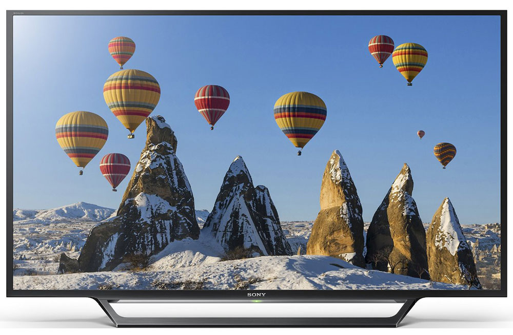 Sony KDL-32WD603, Black телевизор18790103 Sony KDL-32WD603, Black телевизор18790103Телевизор Sony KDL-32WD603 откроет для вас волнующий мир исключительной четкости изображения, что бы вы ни смотрели. Благодаря мощному процессору обработки изображения, каждый пиксель подвергаются тщательному анализу и сопоставляются со специальной базой данных, после чего выполняется улучшение качества отображения текстур, контрастности, цветопередачи и контуров независимо друг от друга. Оцените невероятно низкий уровень шумов изображения, что бы вы ни смотрели.Оцените плавность и высокую степень детализации даже в самых динамичных сценах с быстрой сменой планов благодаря Motionflow XR. Эта инновационная технология создает и добавляет дополнительные кадры между исходными кадрами видео. Специальный алгоритм сопоставляет ключевые составляющие изображения в последовательных кадрах и вычисляет недостающие фазы движения в имеющейся последовательности. Кроме того, некоторые модели поддерживают функцию вставки черного кадра, что позволяет добиться настоящего кинематографического качества и полностью избавиться от размытия.Экран этого телевизора обрамляет элегантная едва заметная рамка, поэтому при просмотре вы сможете насладиться изображением, которое буквально выходит за рамки экрана.Доступ к вашему любимому цифровому контенту с носителя USB. Слушайте музыку, смотрите видеоролики и фотографии на большом экране телевизора благодаря поддержке большого числа форматов воспроизведения с USB. Благодаря широкой поддержке разнообразных кодеков вы получаете универсальные возможности воспроизведения контента - для этого достаточно просто подключить носитель.Телевизоры BRAVIA применяют мощный алгоритм для анализа и компенсации неточностей при воспроизведении звука через динамики телевизора. Это происходит путем создания высокоточного графика амплитудно-частотной характеристики акустической системы. Данная информация передается обратно на устройство и позволяет компенсировать пики или провалы исходного диапазона воспроизводимых частот акустической системы, обеспечивая чистое, естественное и ровное звучание на всем диапазоне частот.Большой экран телевизора для просмотра фотографий. Подключите устройство, на котором вы храните свой фотоархив и получите доступ к различным режимам просмотра и систематизации: слайд-шоу, отображение по дате и времени съемки. Кроме того, можно настроить таймер включения экрана. Также при просмотре можно создать музыкальное оформление: включить радио или слушать музыку из личной аудиоколлекции.Храните любимые телепрограммы на внешнем жестком диске USB и смотрите их, когда вам этого захочется. Функция USB HDD REC позволяет выполнять запись в одно касание и по таймеру записи цифрового вещания на любой внешний жесткий диск с портом USB и емкостью памяти до 2 ТБ. Во время просмотра телепрограммы просто нажмите кнопку REC, чтобы начать запись. Она будет автоматически остановлена по окончании программы.Благодаря встроенному модулю Wi-Fi вы можете получить доступ в Интернет и просматривать видеоролики на YouTube и на сервисах для просмотра видео по запросу. Кроме того, потоковая передача файлов по домашней сети и через Интернет позволяет вам навсегда забыть о спутанных проводах.С функцией дублирования экрана можно смотреть контент и пользоваться мобильными приложениями со смартфона на экране телевизора Sony.. Лучшие моменты и воспоминания заиграют новыми красками на большом экране — порадуйте себя, друзей и близких.
